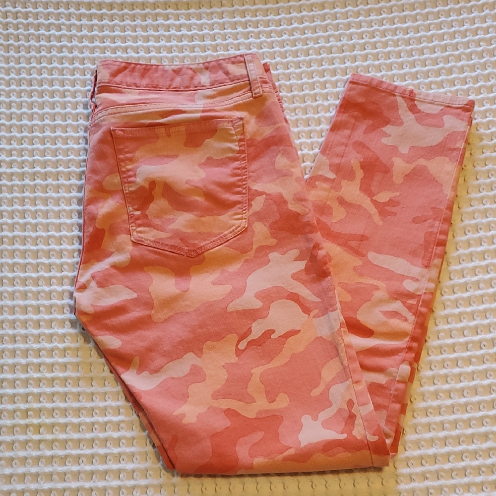 Gap 1969 Camo